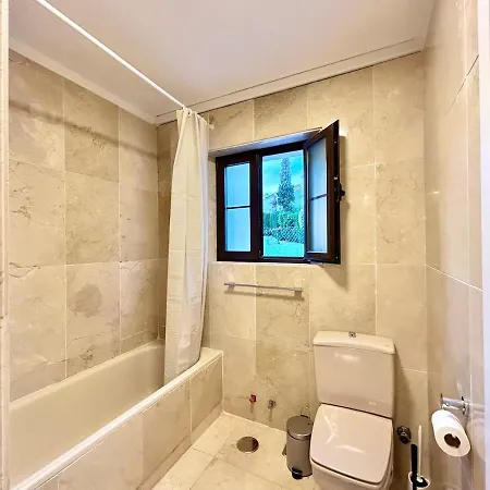 Townhouse Near Golf Courses Marbella