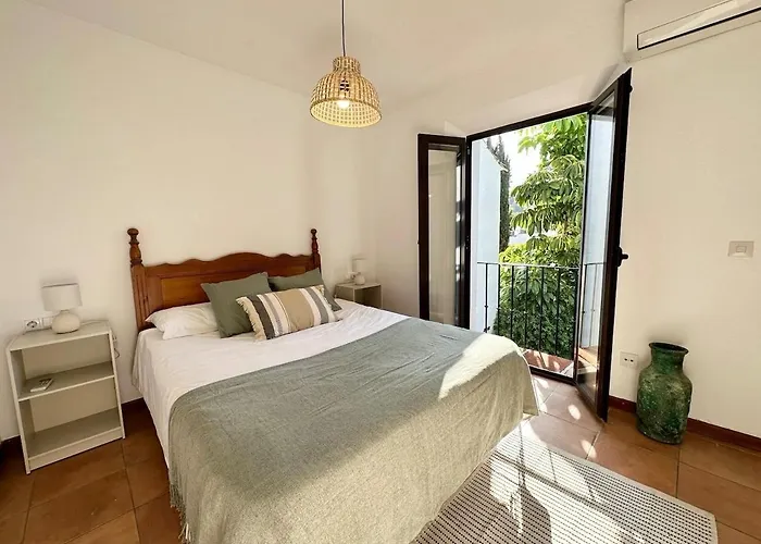Townhouse Near Golf Courses