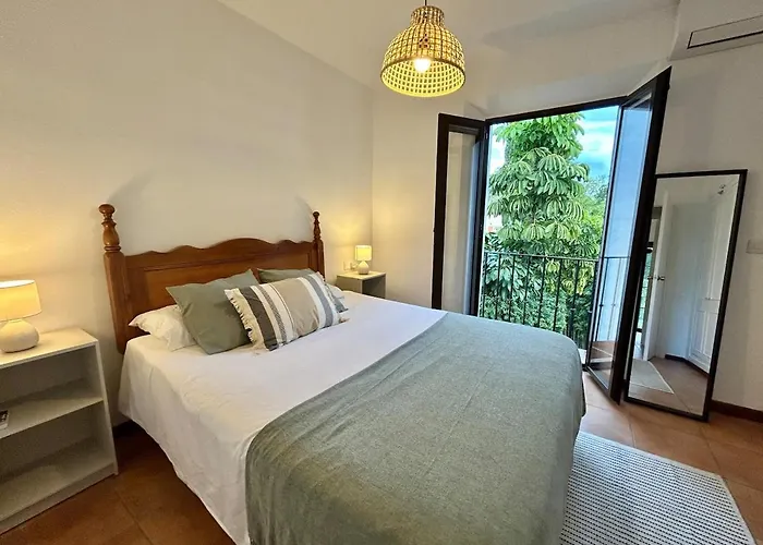Townhouse Near Golf Courses *